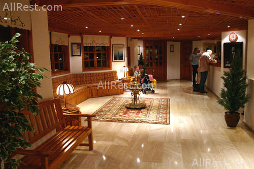 Montana Pine Resort 10